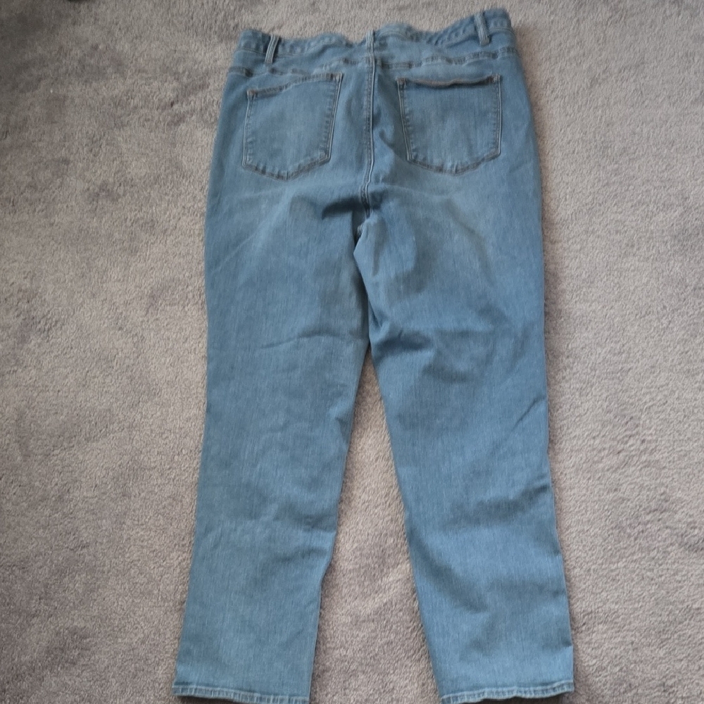 Talbots Women's Straight Leg Jeans in Light Blue, 18W - Picture 3 of 8